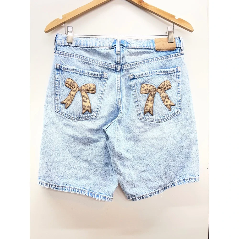Aeropostale Baggy Jort Light Wash Denim Shorts Leopard Bow Back Pocket Womens 2
